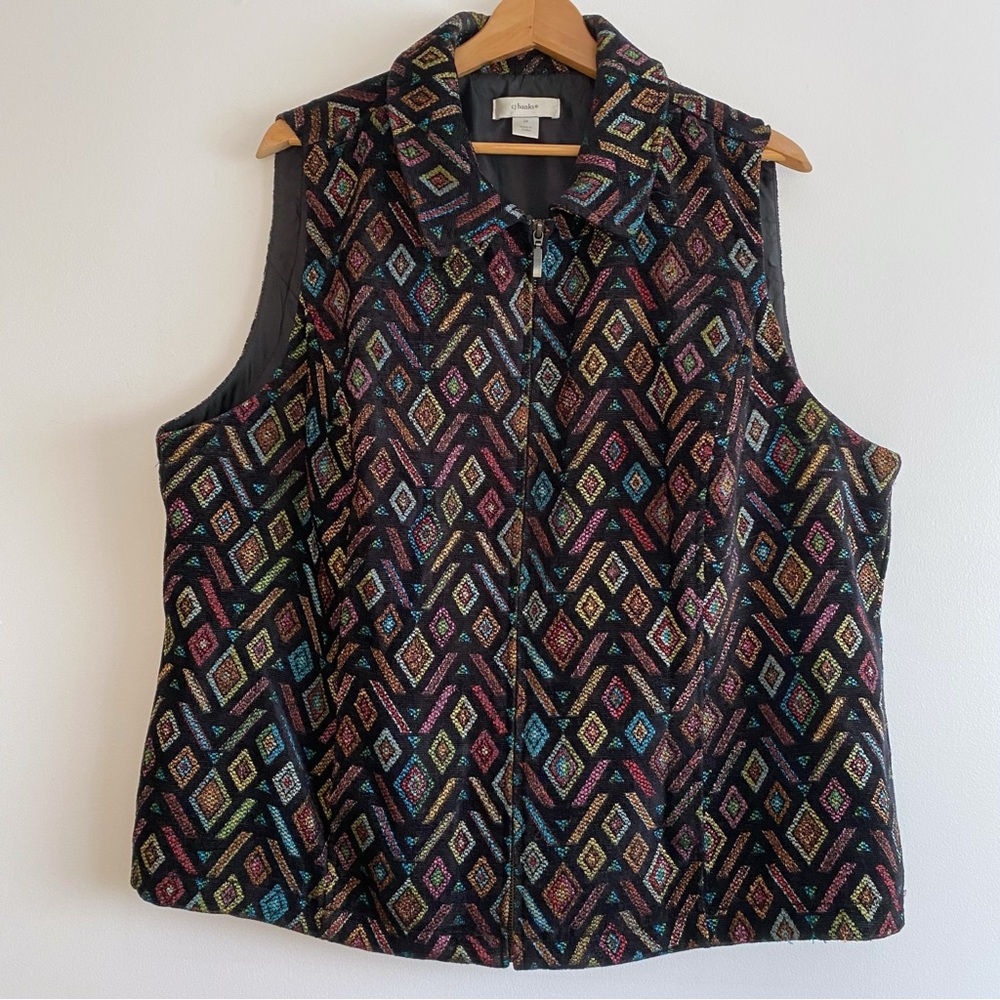 CJ Banks Geometric Lined Zipper Vest